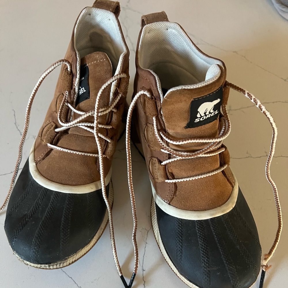 Sorel Out And About boots